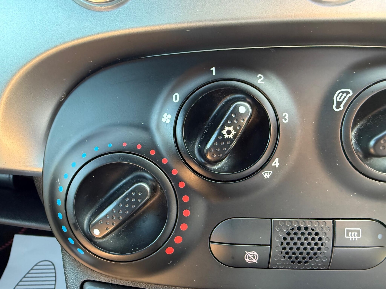 Used Fiat 500 2013 for sale - 78170629: Photo 8