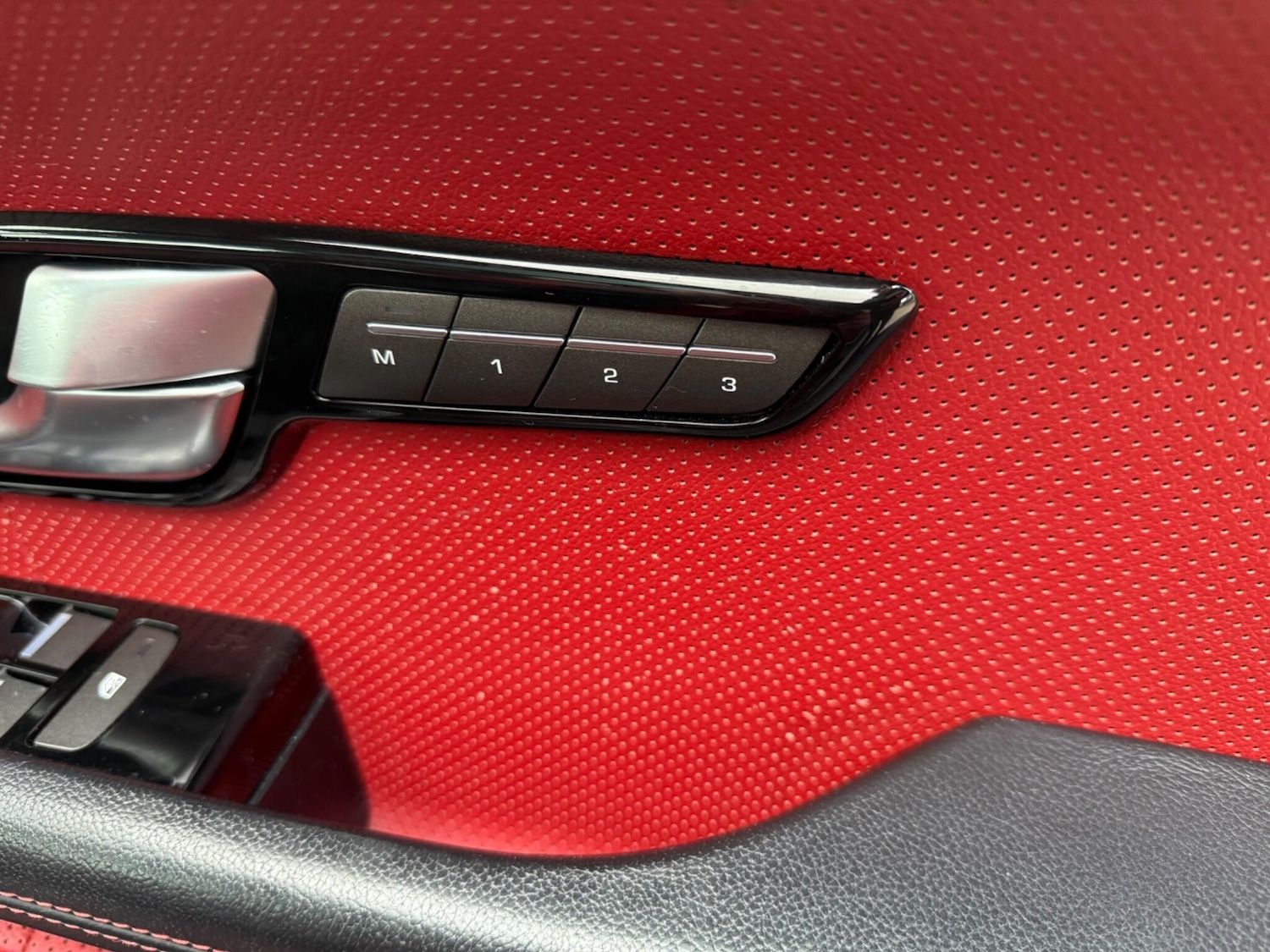Used Land Rover Range Rover Evoque 2014 for sale - 76327158: Photo 32