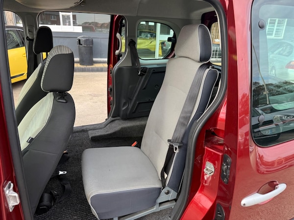 Used Renault Kangoo 2012 for sale - 76151178: Photo 11