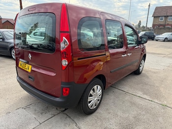 Used Renault Kangoo 2012 for sale - 76151178: Photo 2