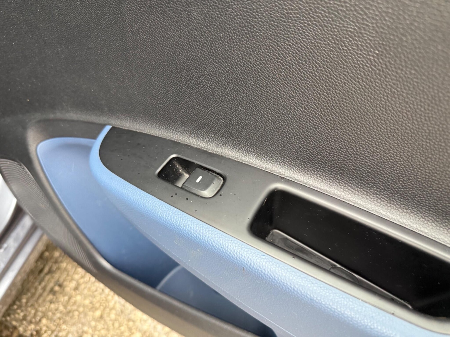 Used Hyundai i10 2015 for sale - 76336060: Photo 12