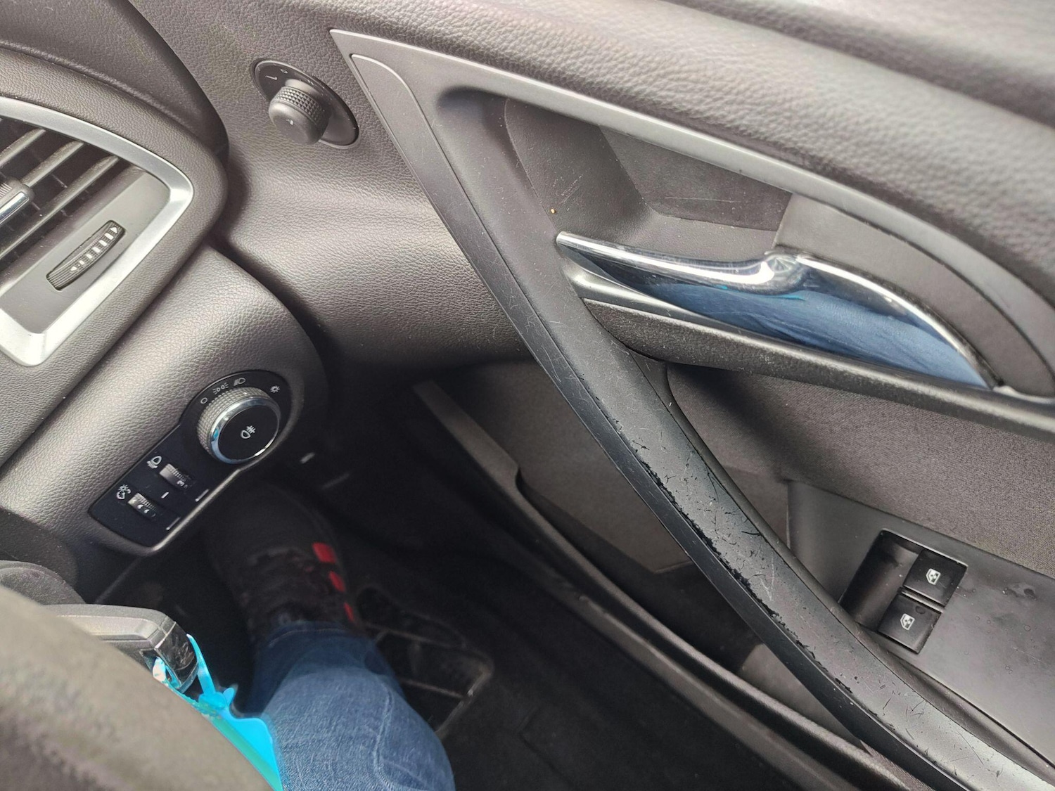 Used Vauxhall Astra 2012 for sale - 78046714: Photo 5