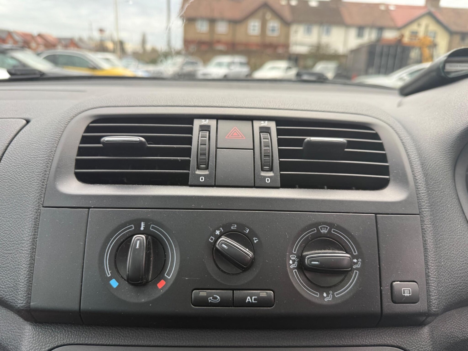 Used Skoda Roomster for sale - 76499960: Photo 8