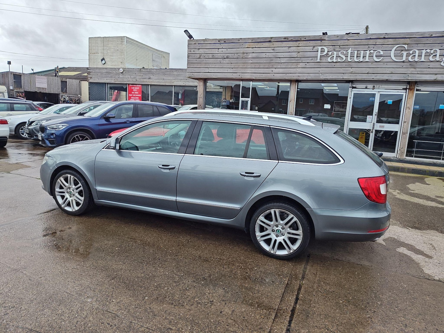 Used Skoda Superb 2012 for sale - 77852820: Photo 17