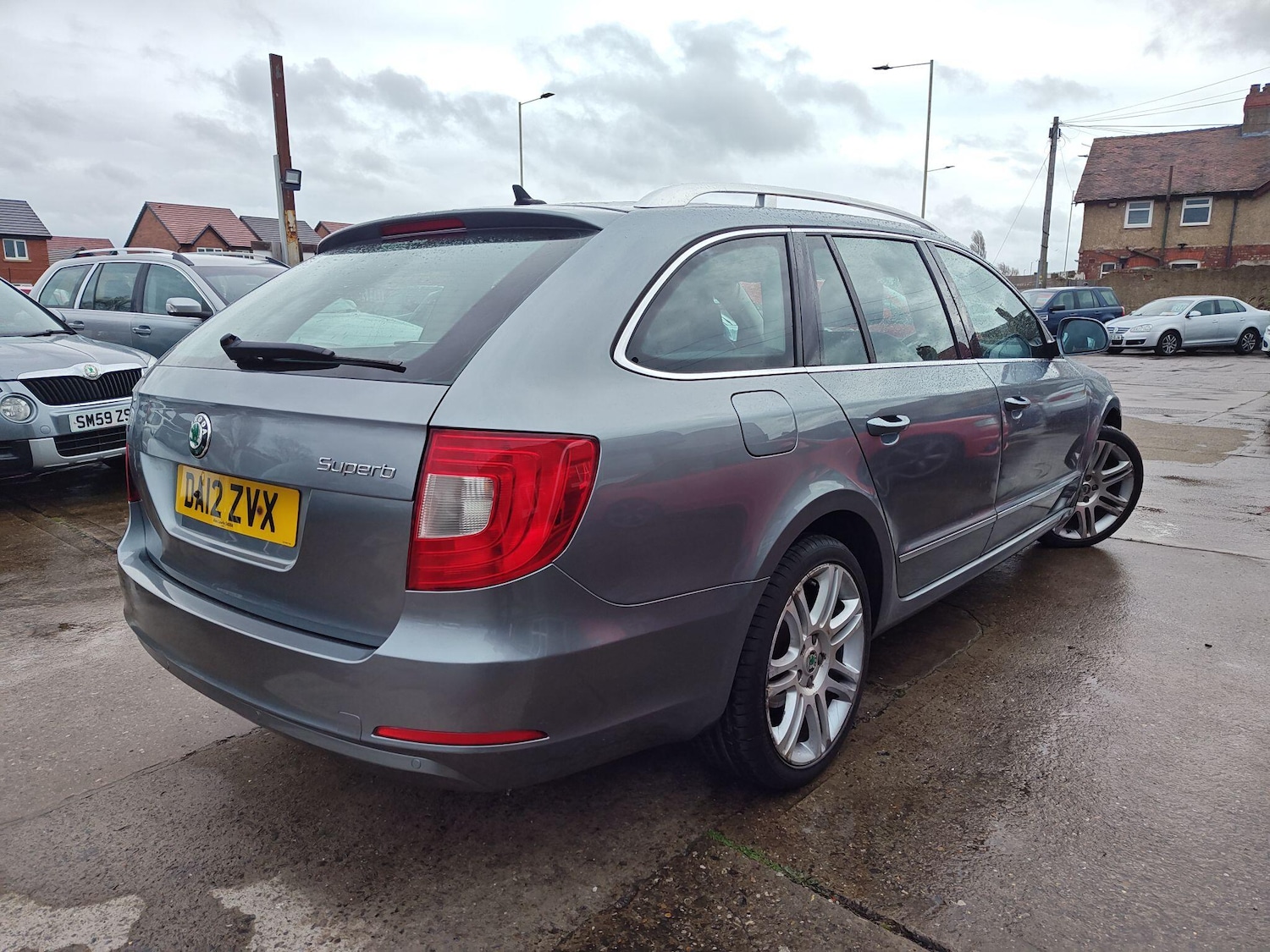 Used Skoda Superb 2012 for sale - 77852820: Photo 2