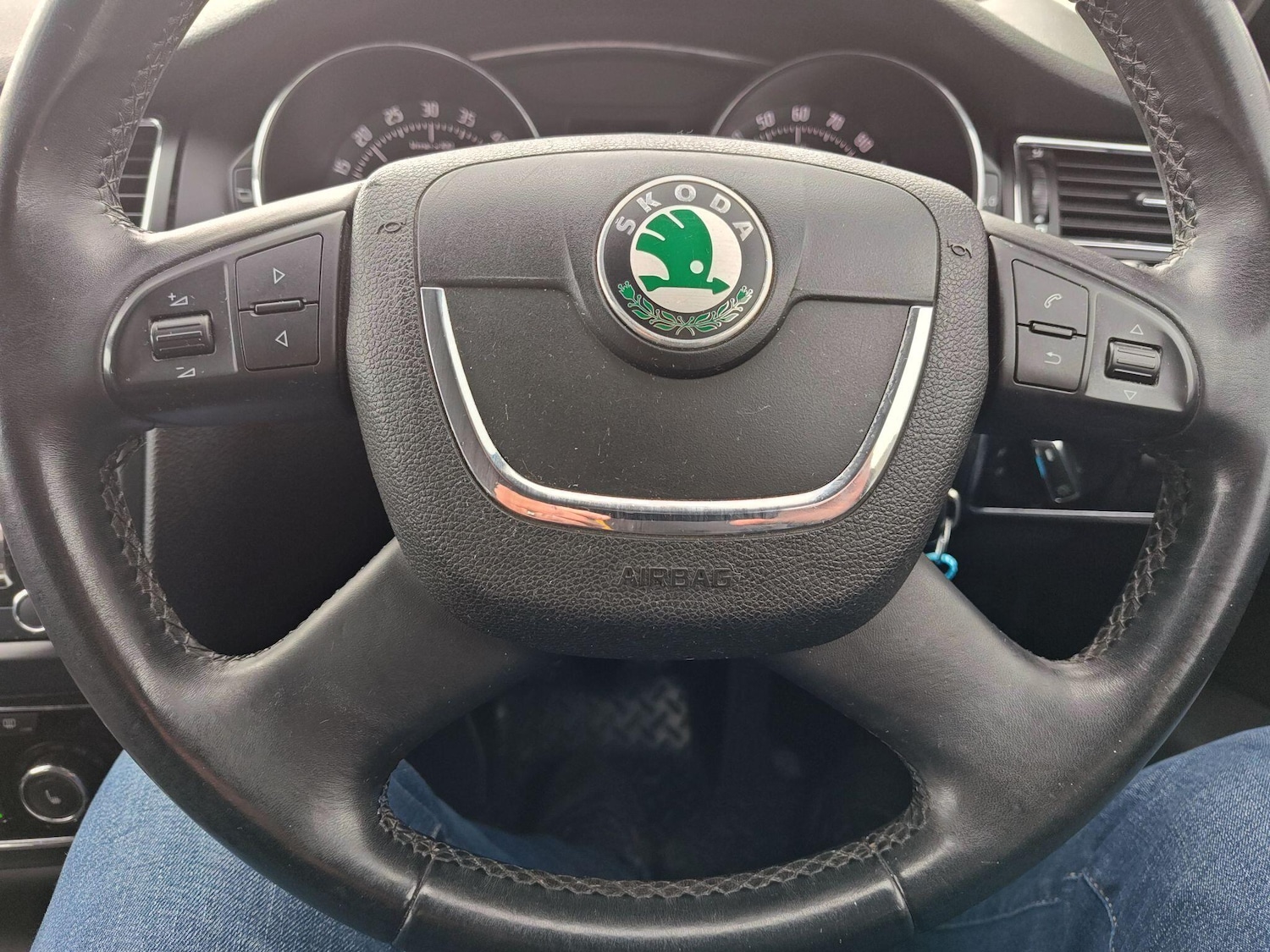 Used Skoda Superb 2012 for sale - 77852820: Photo 7