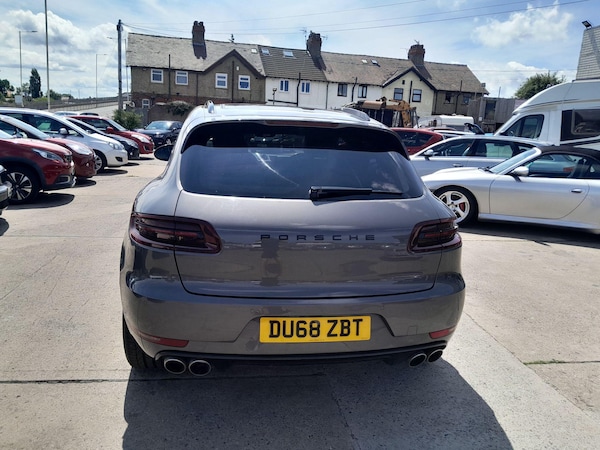 Used Porsche Macan 2018 for sale - 75601423: Photo 18