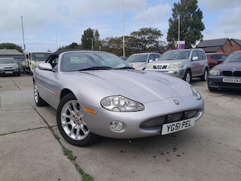 Used Jaguar XKR 2002 for sale - 76476580: Photo