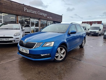 Used Skoda Octavia 2018 for sale - 77549564: Photo