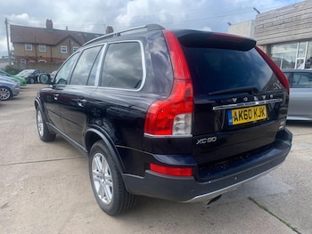 Used Volvo XC90 2010 for sale - 76992851: Photo