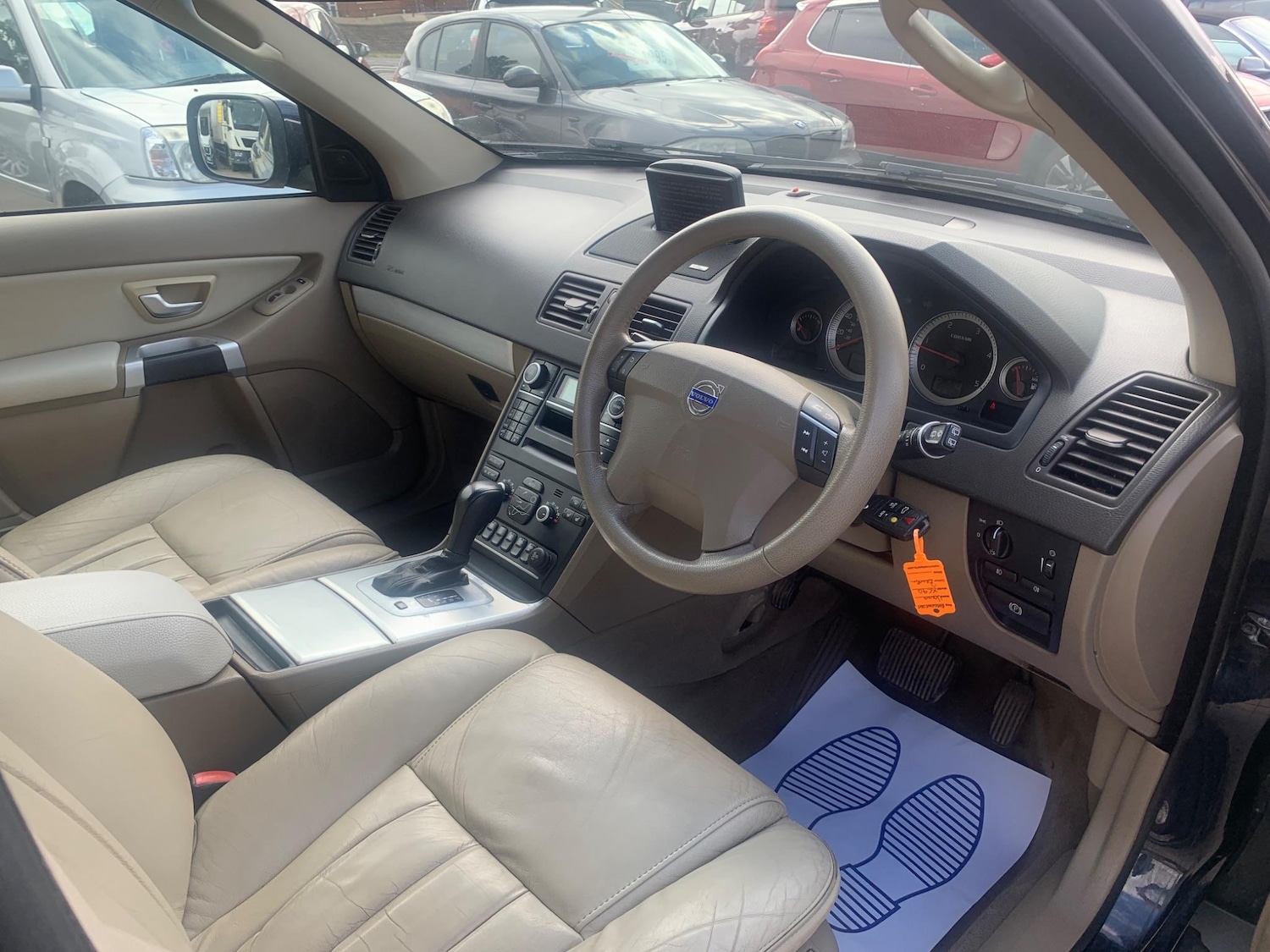 Used Volvo XC90 2010 for sale - 76992851: Photo 5