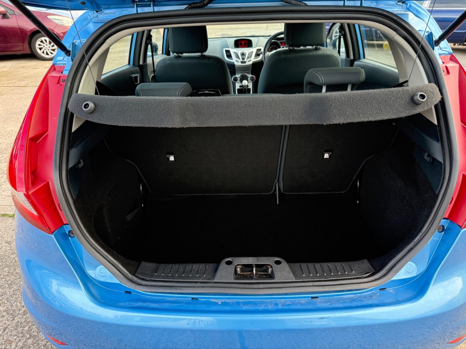 Used Ford Fiesta 2011 for sale - 76389326: Photo 15