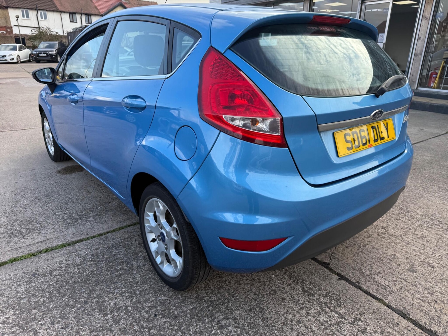 Used Ford Fiesta 2011 for sale - 76389326: Photo 2