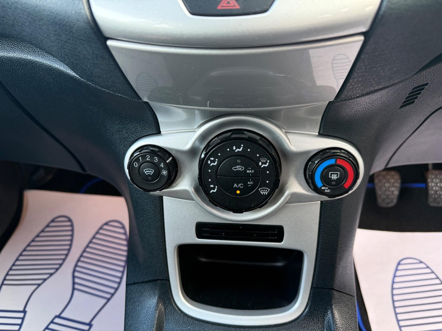 Used Ford Fiesta 2011 for sale - 76389326: Photo 7