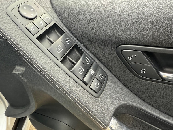Used Mercedes-Benz R Class 2008 for sale - 76214312: Photo 11