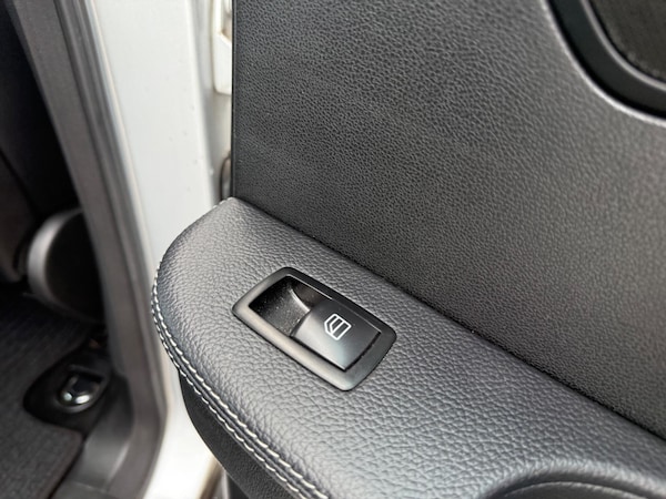 Used Mercedes-Benz R Class 2008 for sale - 76214312: Photo 15