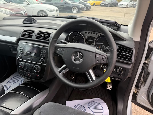 Used Mercedes-Benz R Class 2008 for sale - 76214312: Photo 6