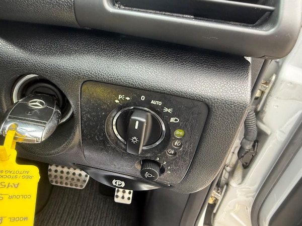 Used Mercedes-Benz R Class 2008 for sale - 76214312: Photo 8