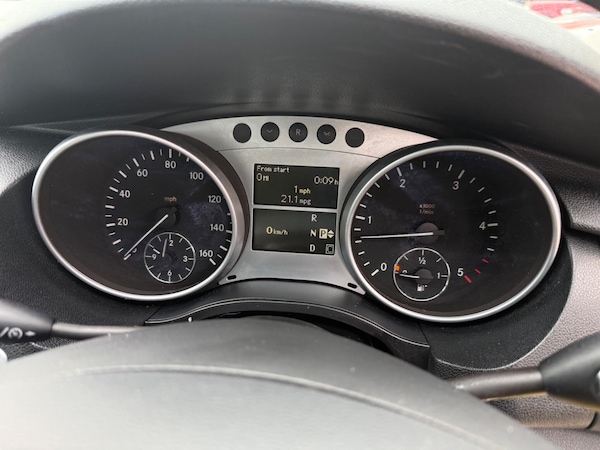 Used Mercedes-Benz R Class 2008 for sale - 76214312: Photo 9