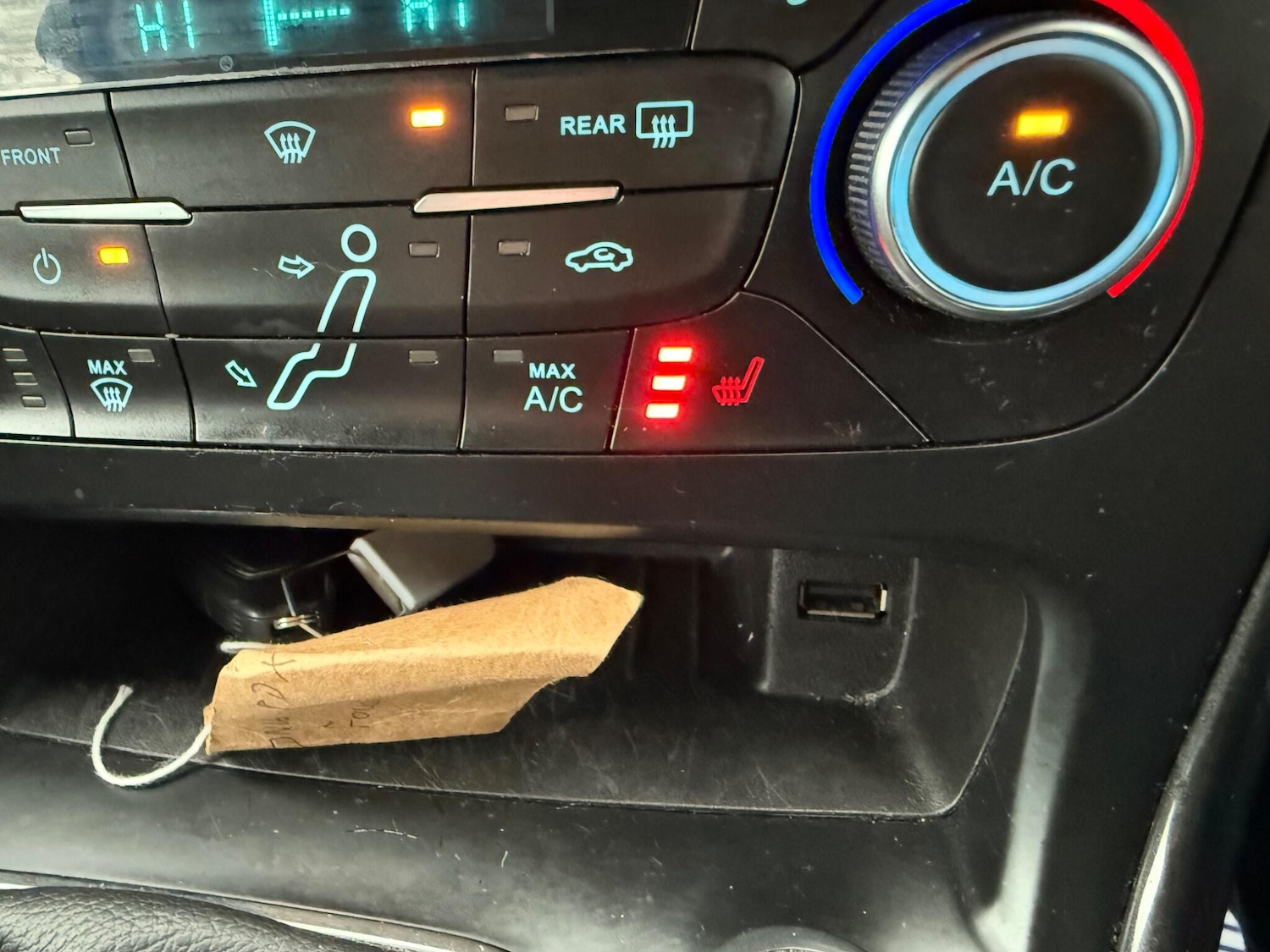 Used Ford Focus 2016 for sale - 76865288: Photo 14