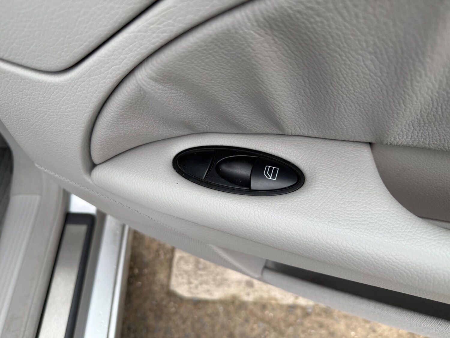 Used Mercedes-Benz E Class for sale - 77671695: Photo 18