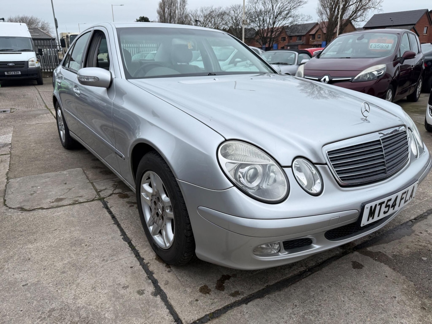 Used Mercedes-Benz E Class for sale - 77671695: Photo 4