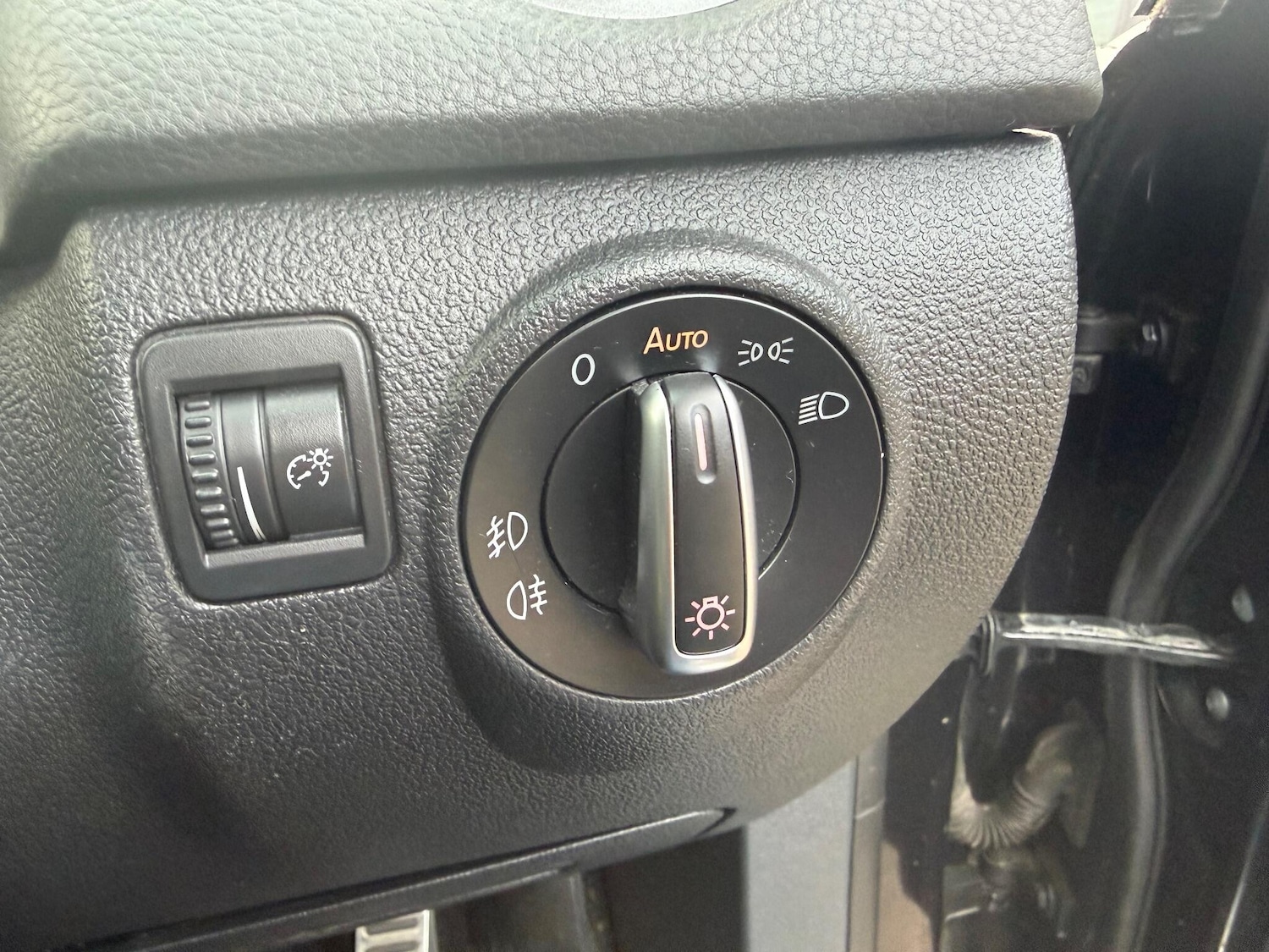 Used Volkswagen Tiguan 2015 for sale - 76965662: Photo 12