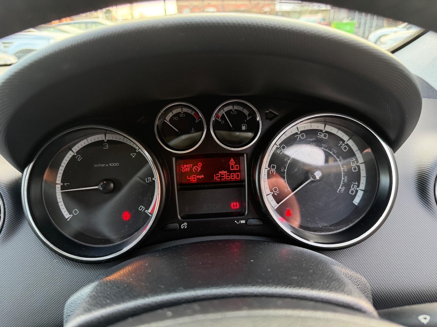 Used Peugeot 308 2013 for sale - 76964386: Photo 6