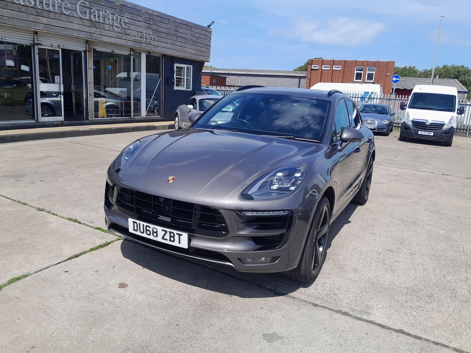 Used Porsche Macan 2018 for sale - 76997427: Photo 13