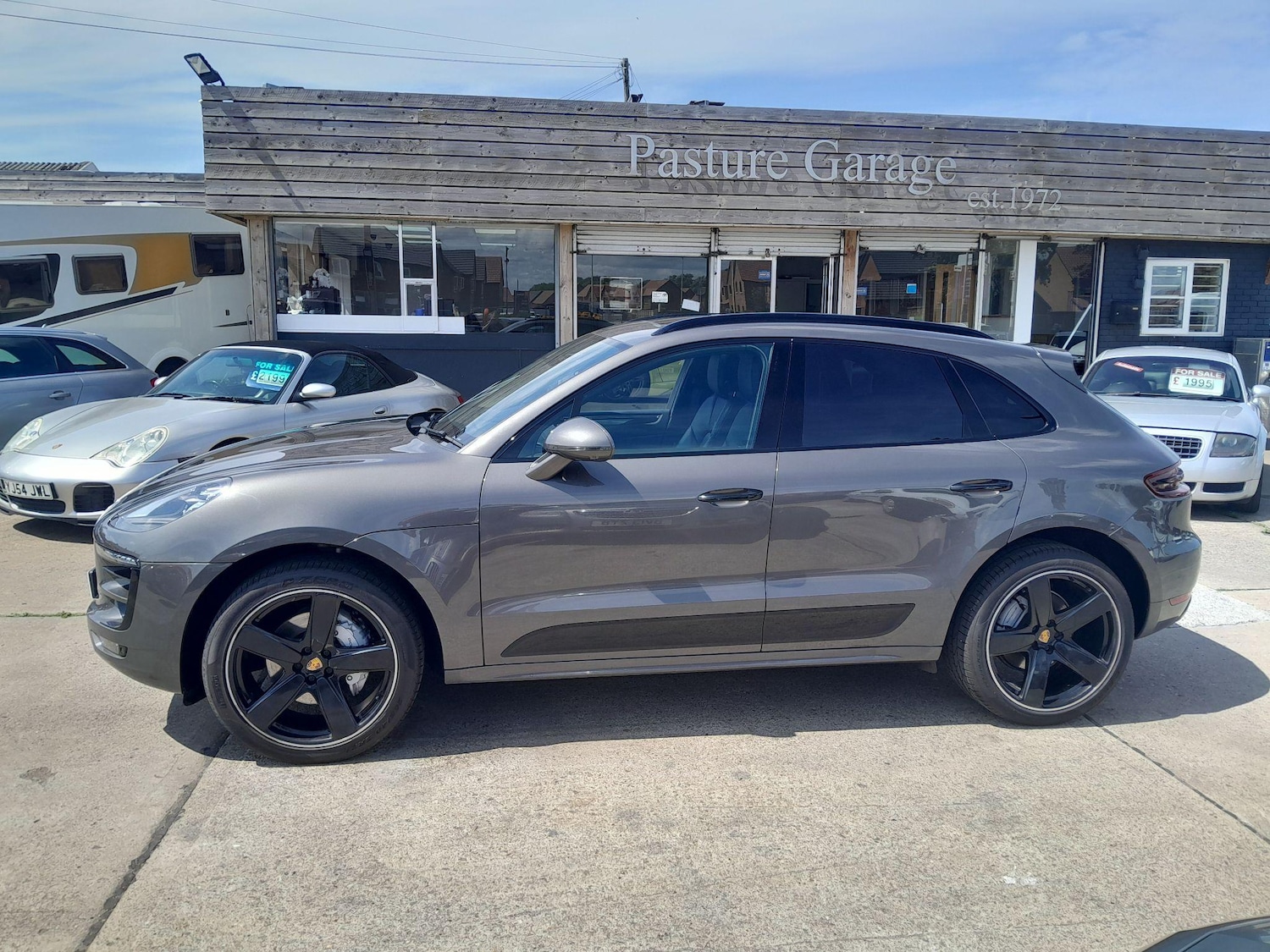 Used Porsche Macan 2018 for sale - 76997427: Photo 15