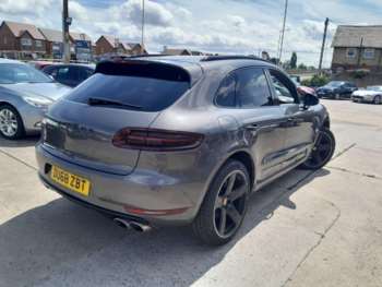 Used Porsche Macan 2018 for sale - 74958524: Photo