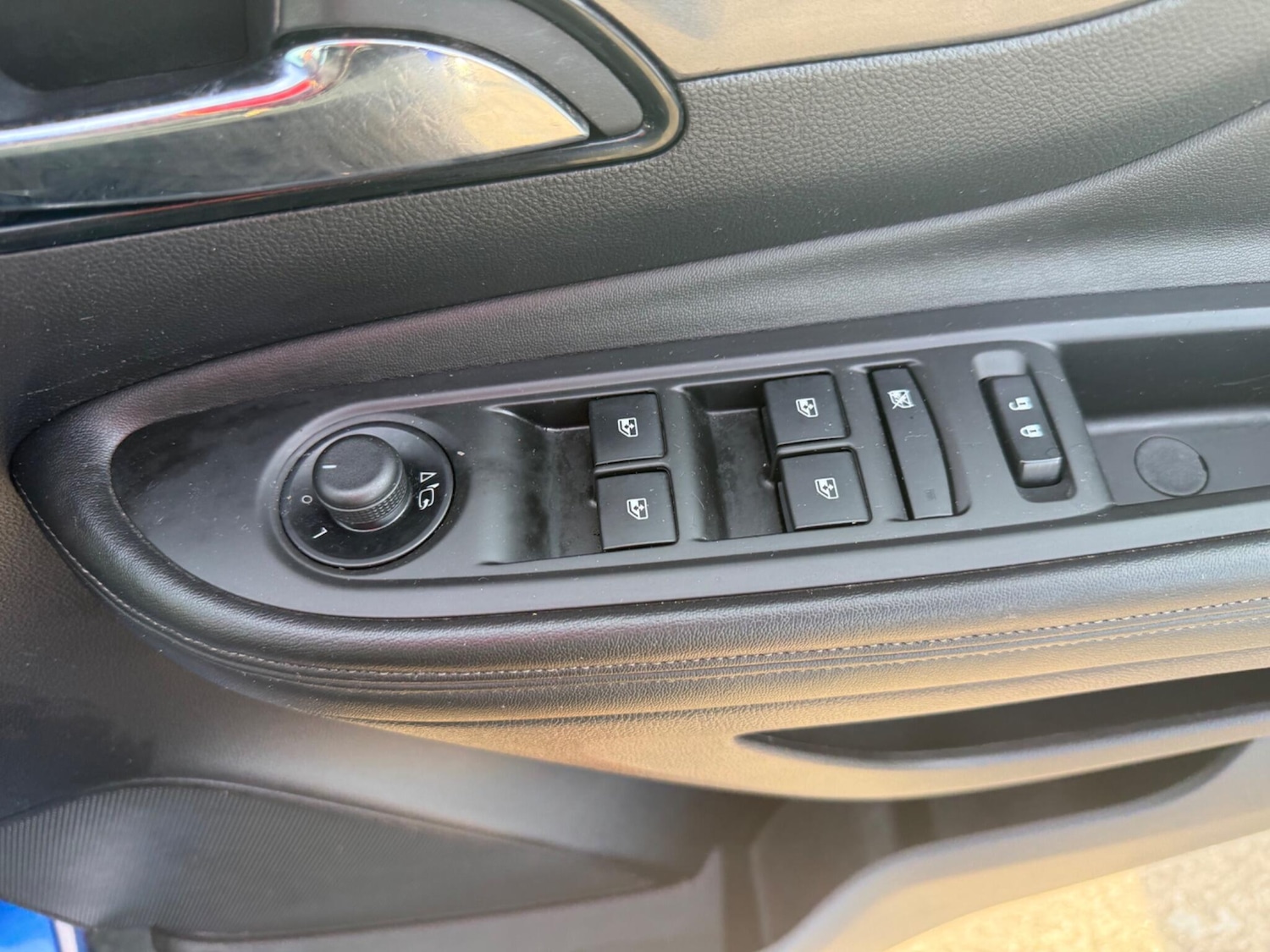 Used Vauxhall Mokka X for sale - 77958102: Photo 12