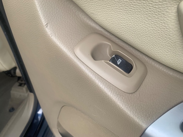 Used Volvo XC90 2010 for sale - 75269203: Photo 14