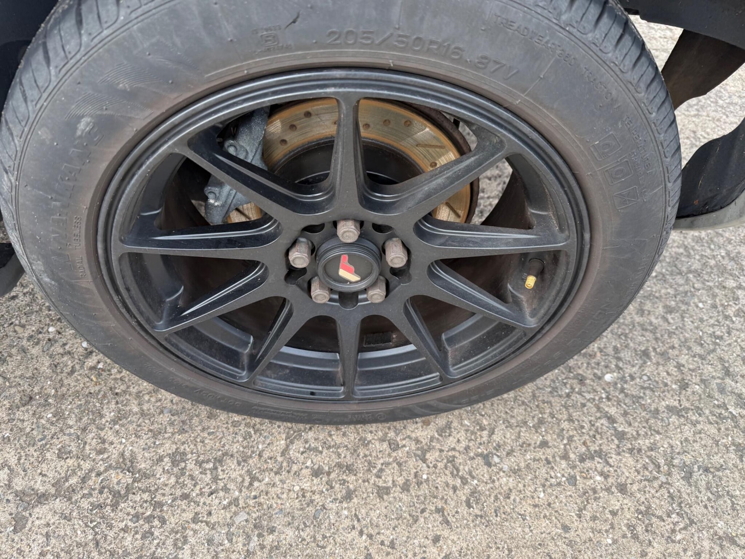 Used Toyota Celica 2002 for sale - 76715390: Photo 15