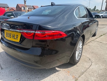 Used Jaguar XF 2016 for sale - 79609514: Photo