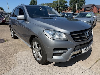 Used Mercedes-Benz M Class 2012 for sale - 79159135: Photo