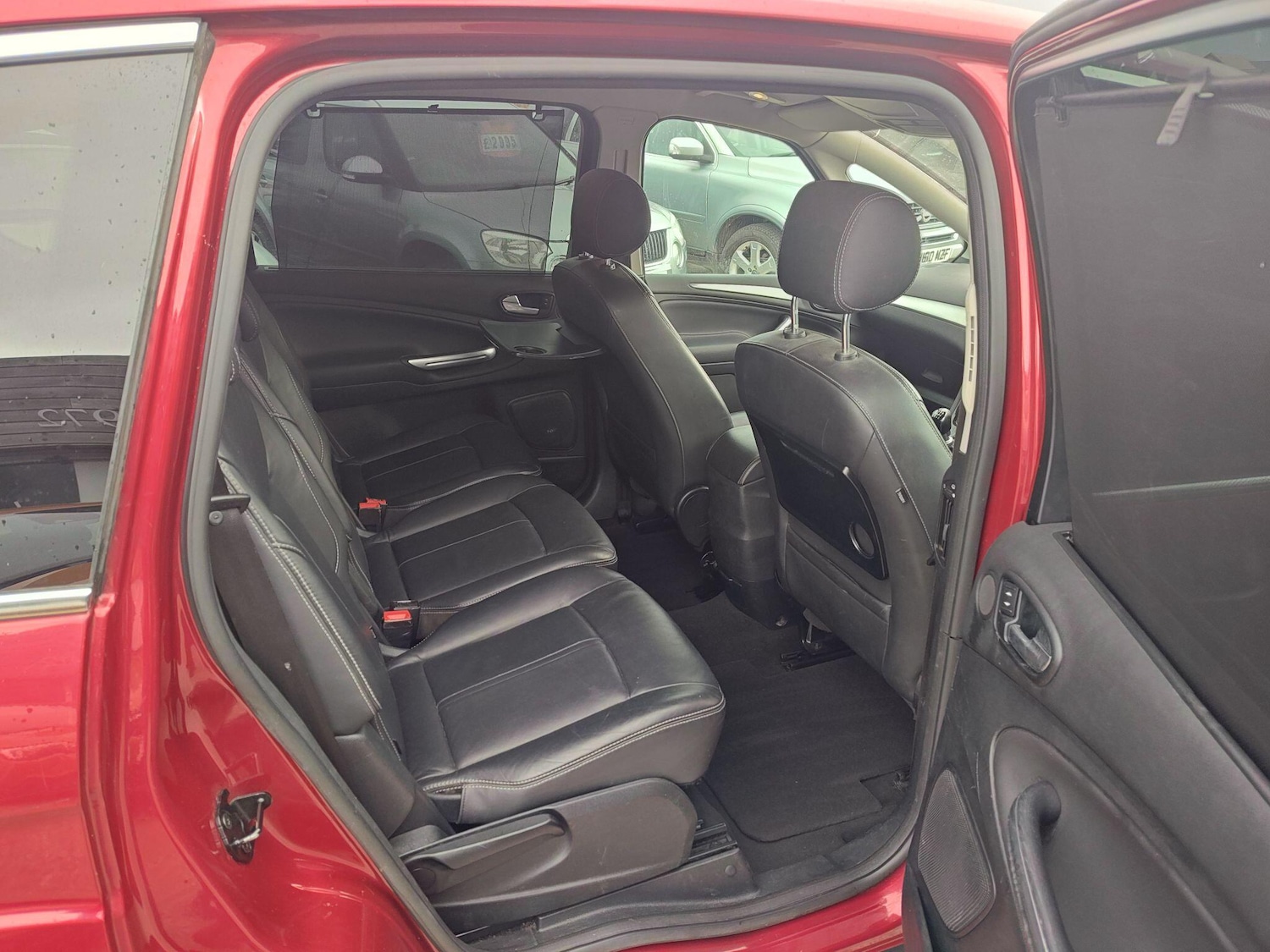 Used Ford S-Max 2013 for sale - 77883024: Photo 11