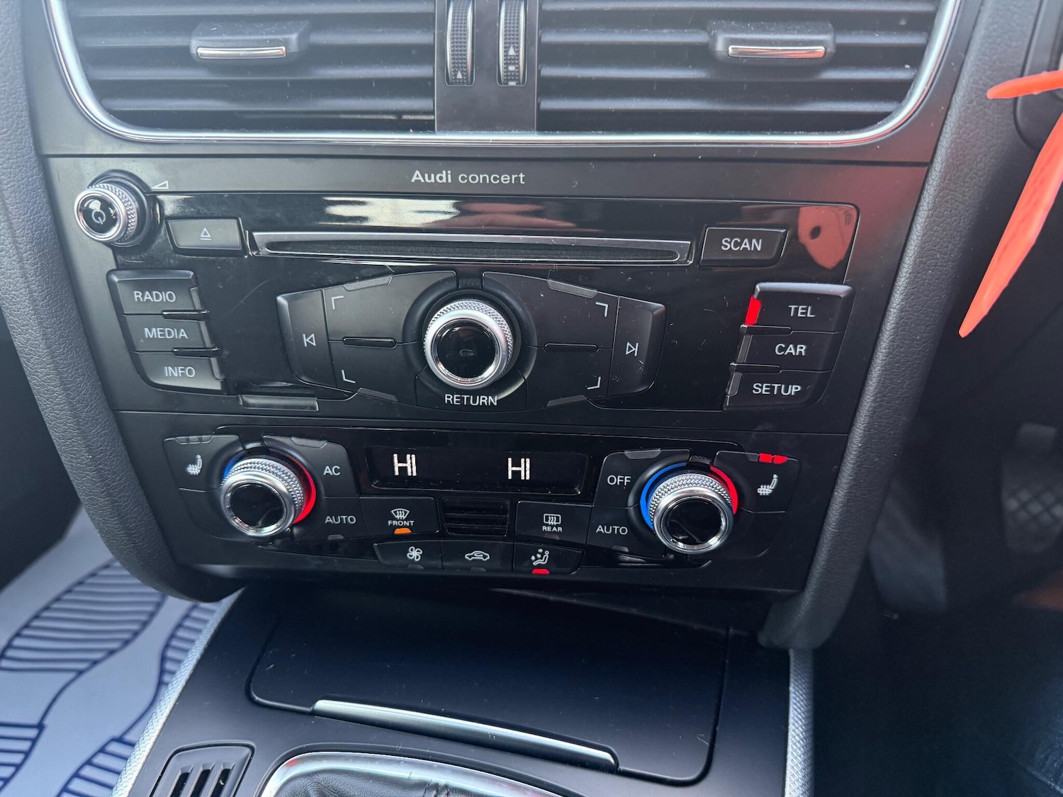 Used Audi A4 2013 for sale - 77203072: Photo 10