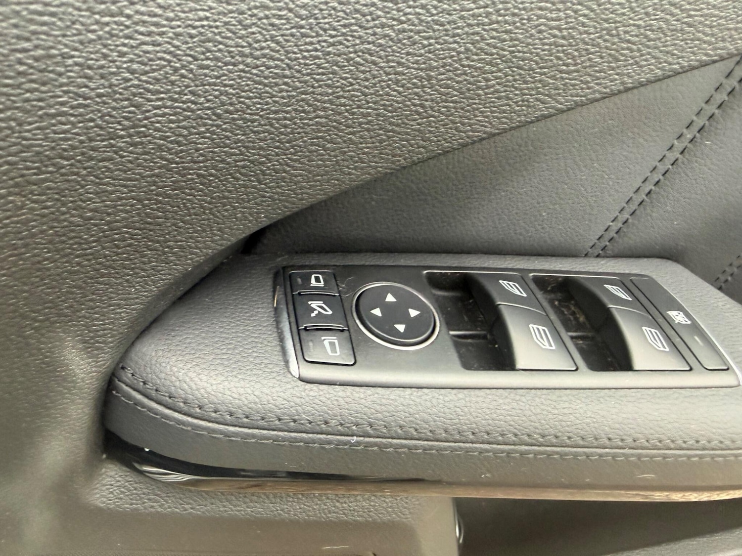 Used Mercedes-Benz E Class 2013 for sale - 77254876: Photo 12