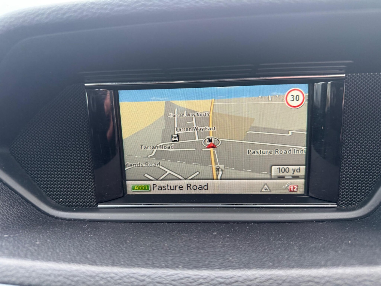 Used Mercedes-Benz E Class 2013 for sale - 77254876: Photo 13