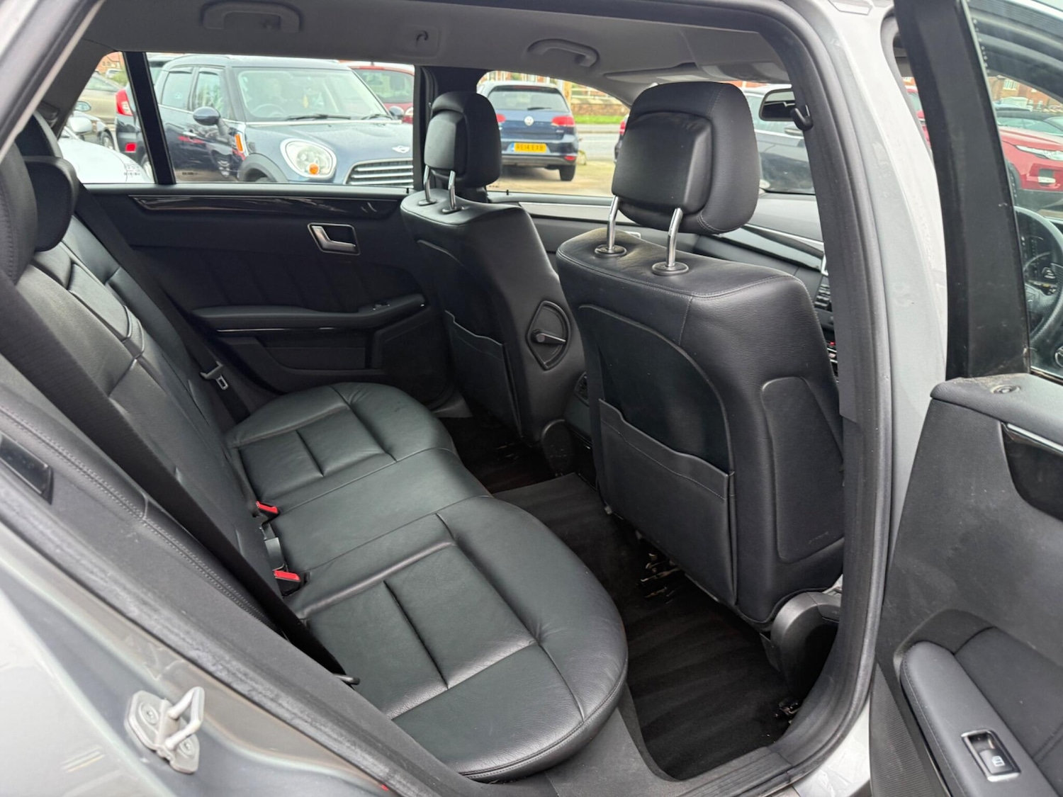 Used Mercedes-Benz E Class 2013 for sale - 77254876: Photo 14