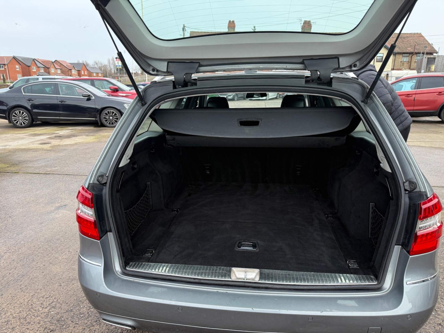 Used Mercedes-Benz E Class 2013 for sale - 77254876: Photo 15