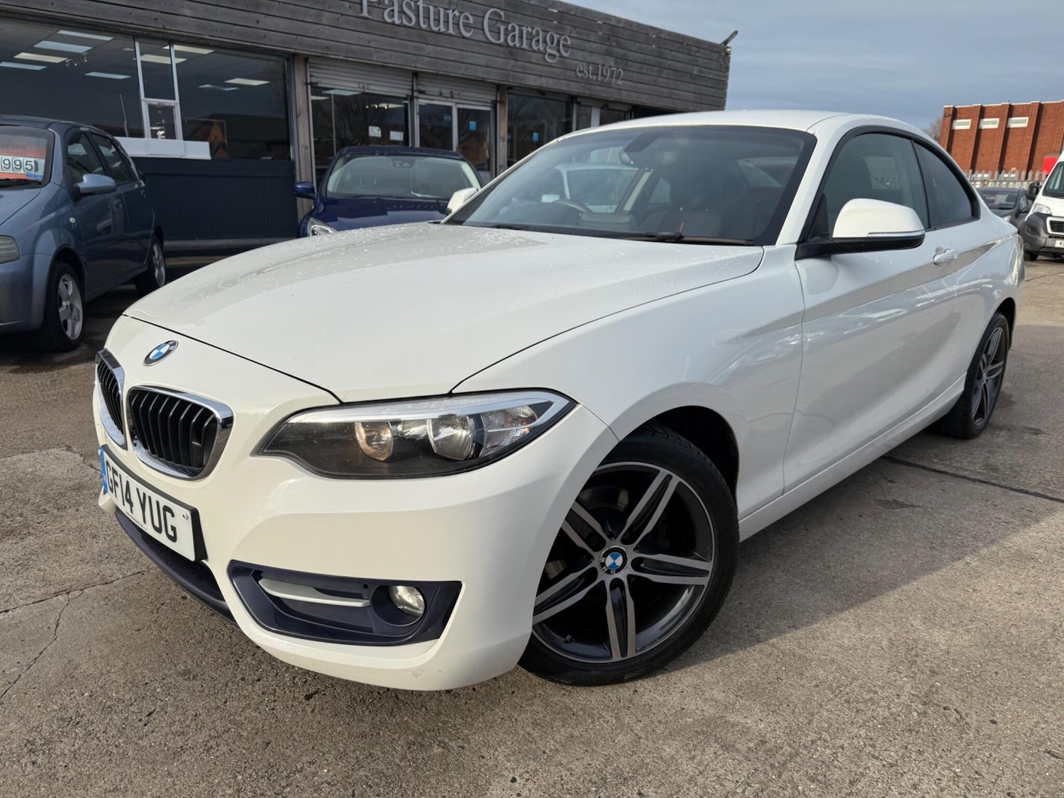 Used BMW 2 Series 2014 for sale - 76715369: Photo 1