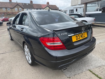 Used Mercedes-Benz C Class 2012 for sale - 78988199: Photo