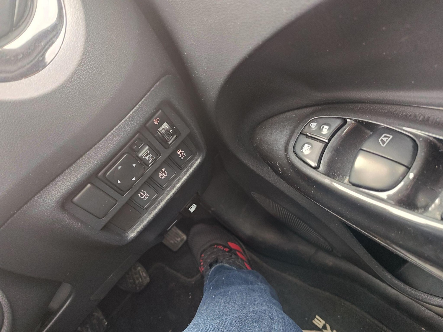 Used Nissan Juke 2018 for sale - 76990122: Photo 5