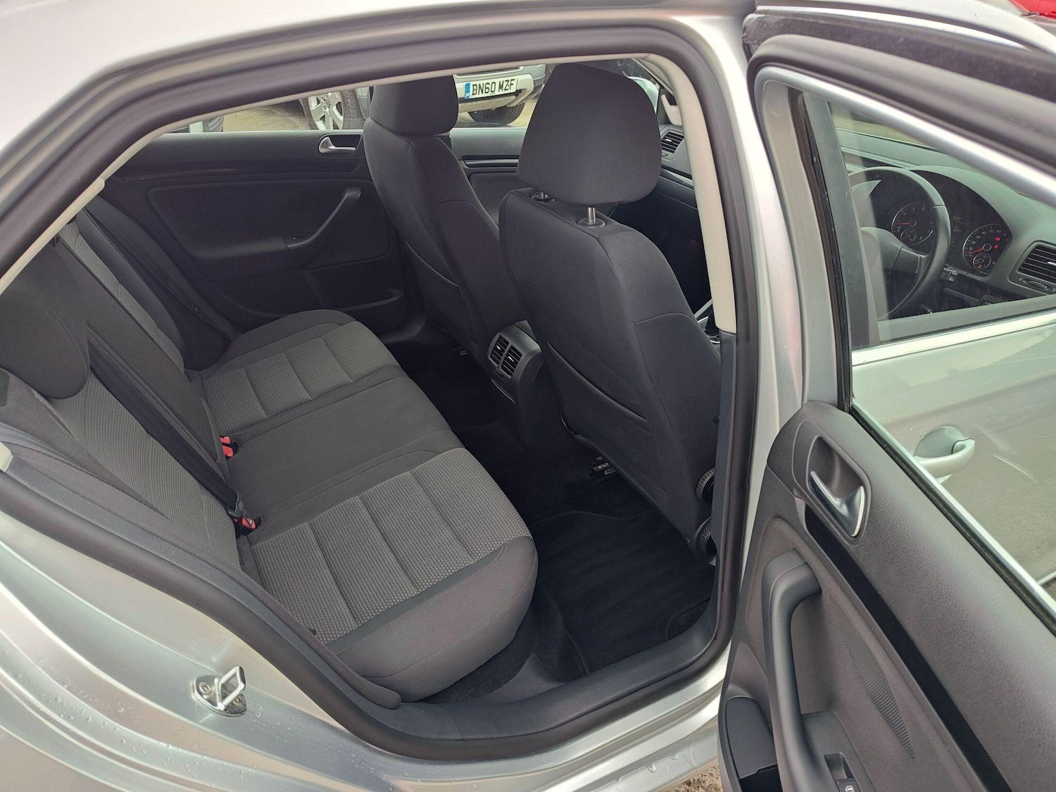 Used Volkswagen Jetta 2010 for sale - 77852844: Photo 11