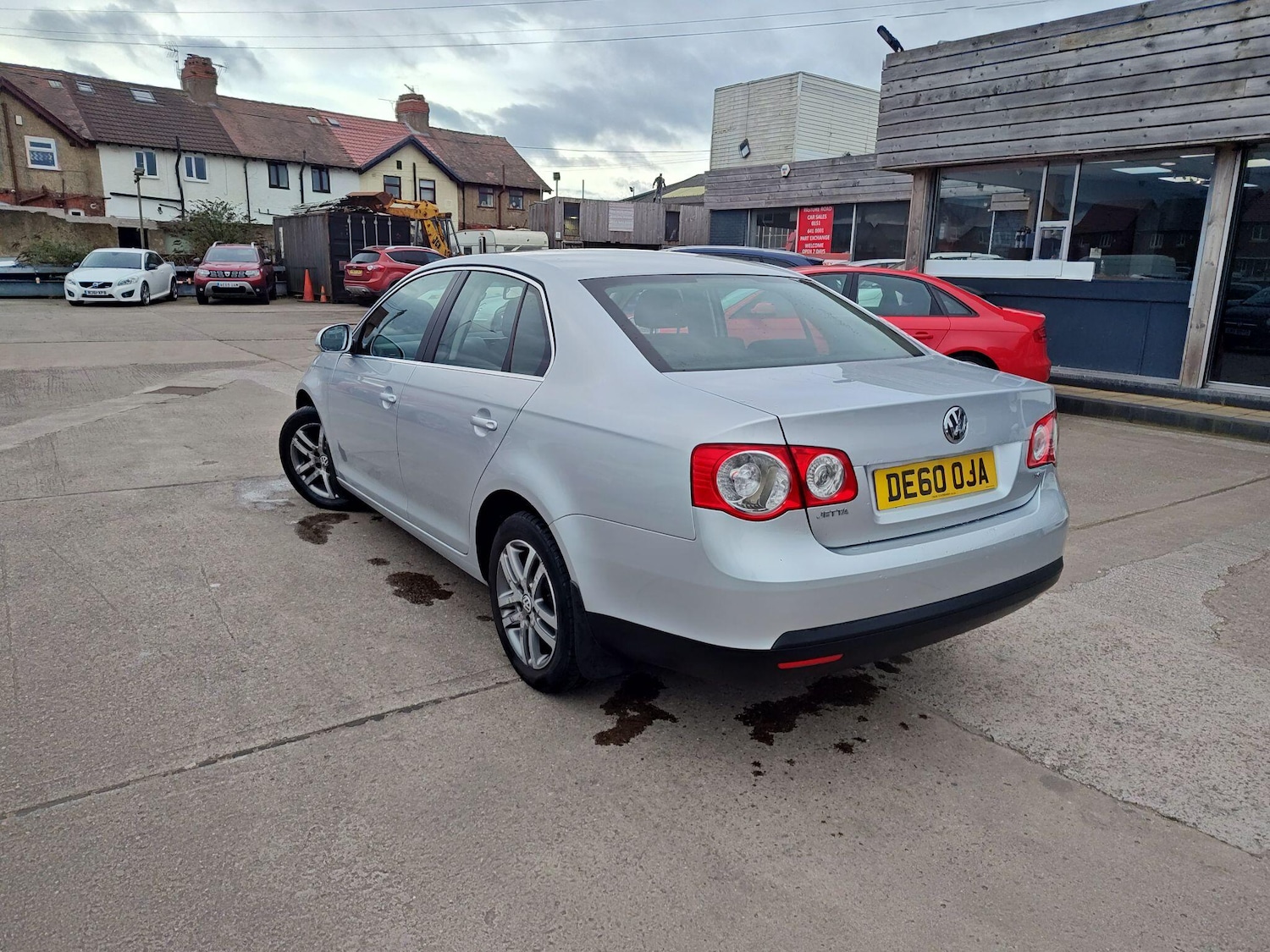 Used Volkswagen Jetta 2010 for sale - 77852844: Photo 4