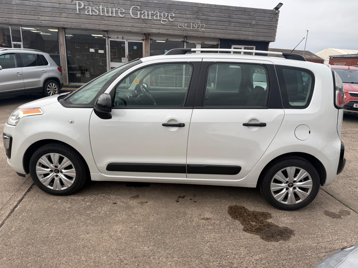 Used Citroen C3 Picasso 2016 for sale - 77424838: Photo 17