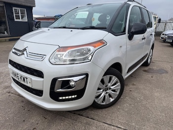 Used Citroen C3 Picasso 2016 for sale - 77424838: Photo