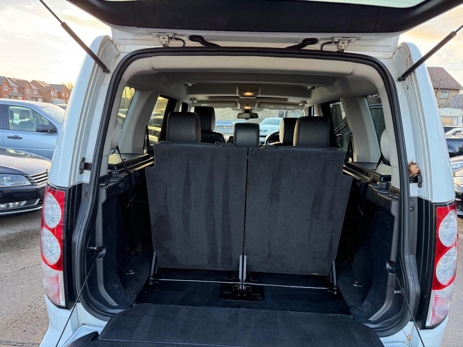 Used Land Rover Discovery 2011 for sale - 76898699: Photo 22